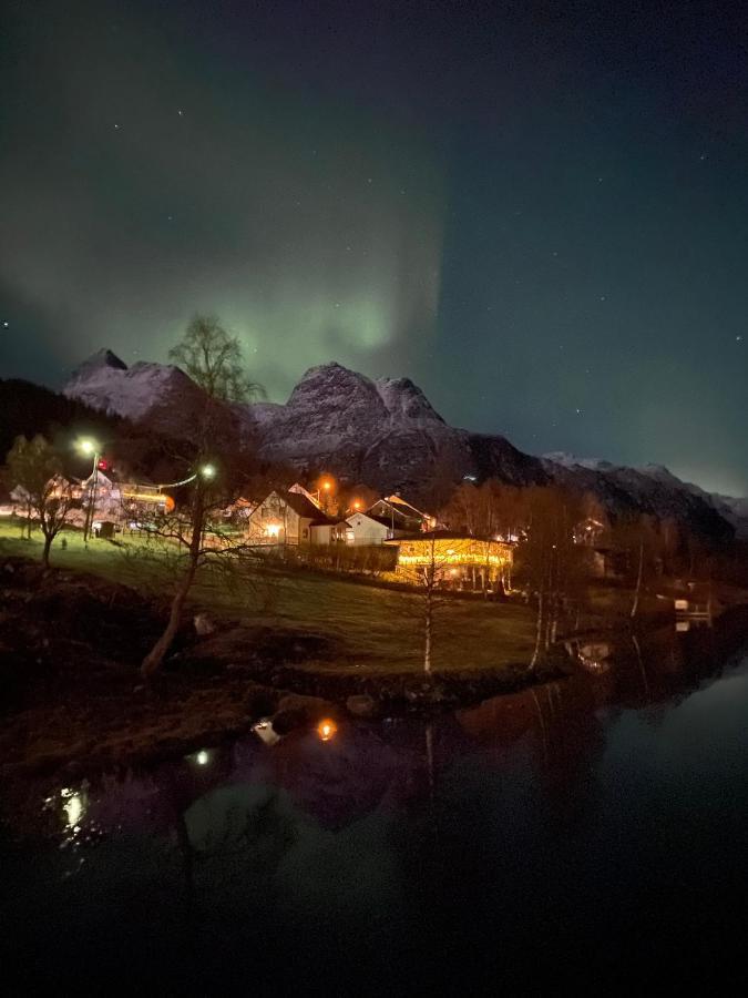 House On The Lake Bogen Esterno foto